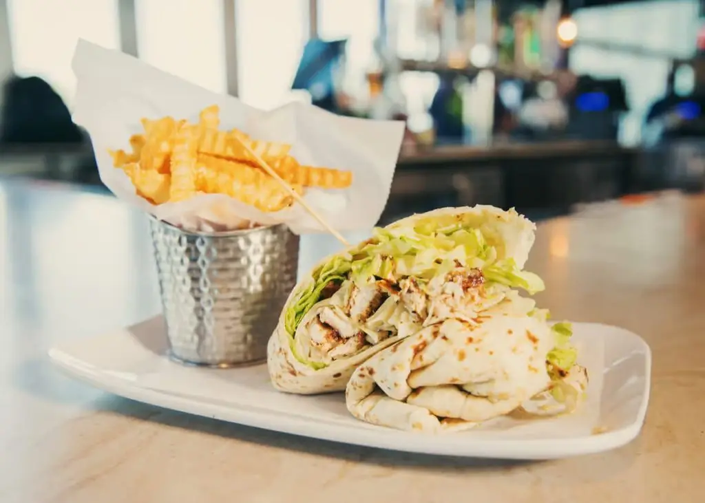 Chicken Ceasar Wrap, what to eat in Tinman Social