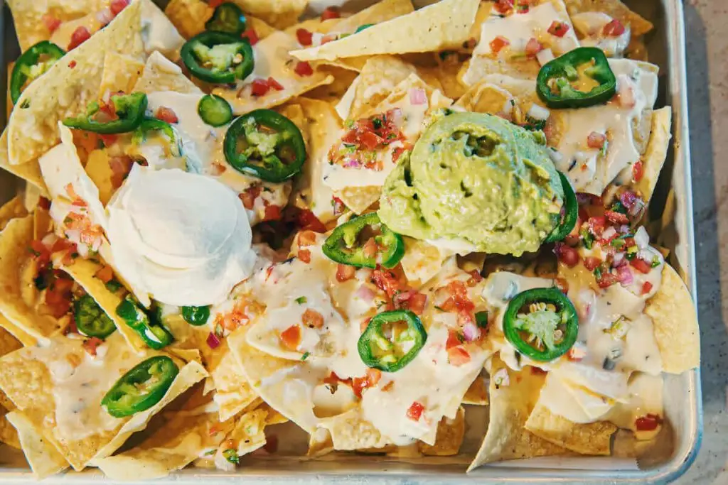 Nacho's Supreme, what to eat in Tinman Social