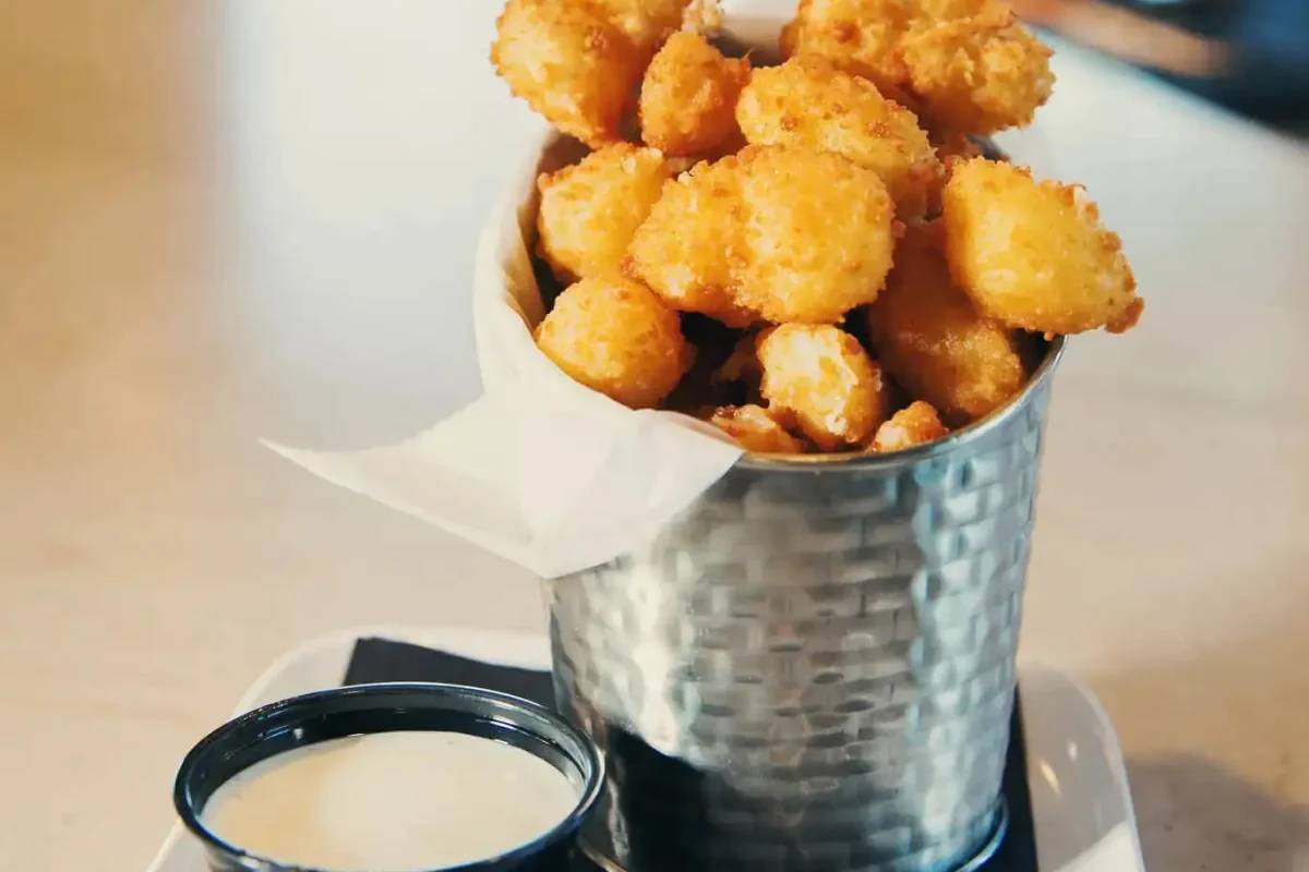 Cheese Curds, what to eat in Tinman Social